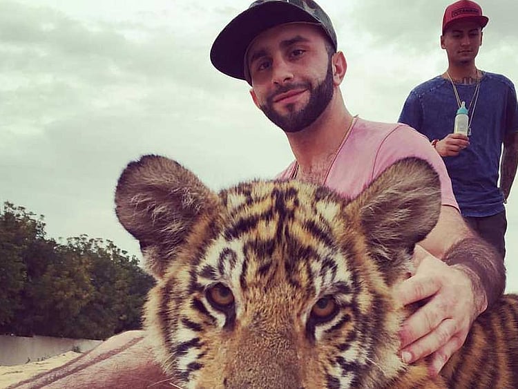 1.2007442-2970869410