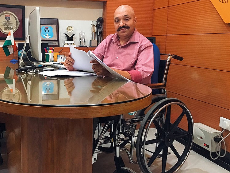 1.2007801-3694174326