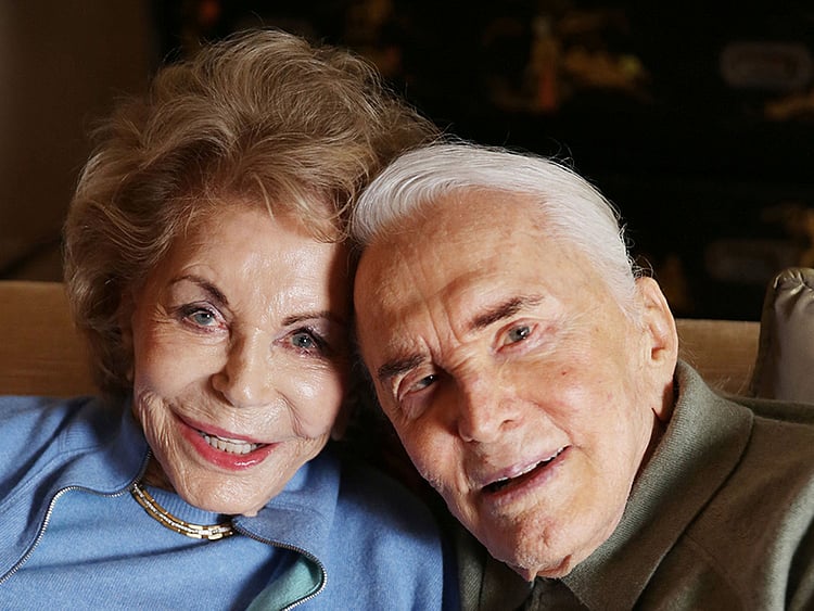 1.2008261-1402618836