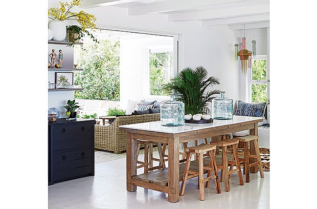 1.2008319-4252557500