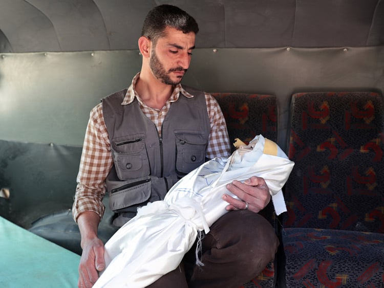 1.2008156-4140877211