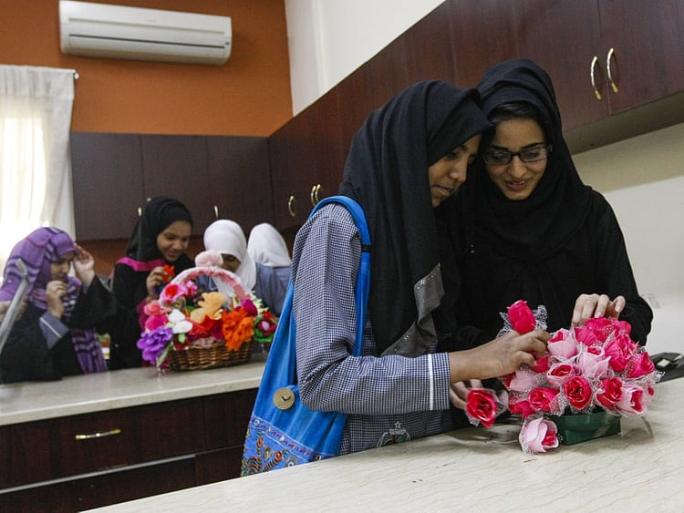 1.2008236-3549757180