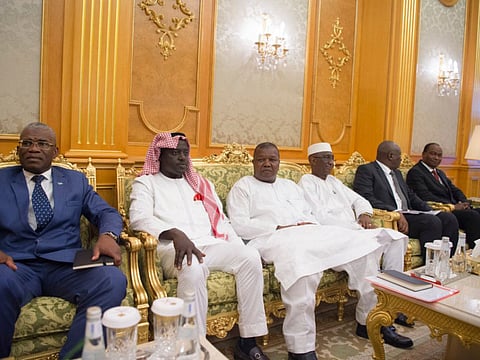 Saudis elated after African minister dons traditional ghutra