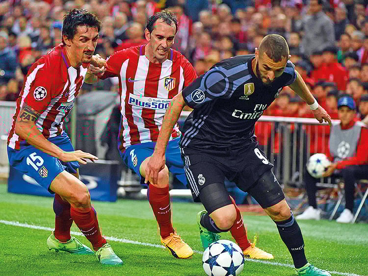 1.2025673-2351384370