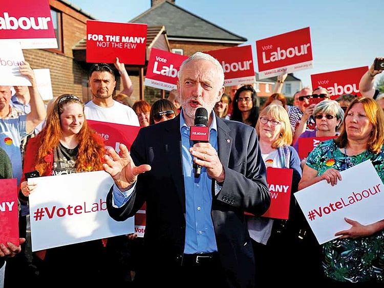 1.2025784-3182184519