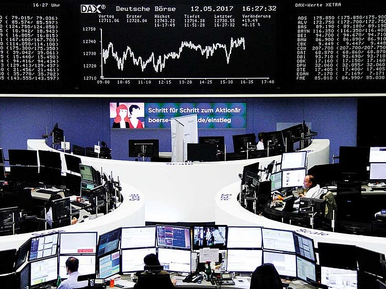 1.2026165-3307953707