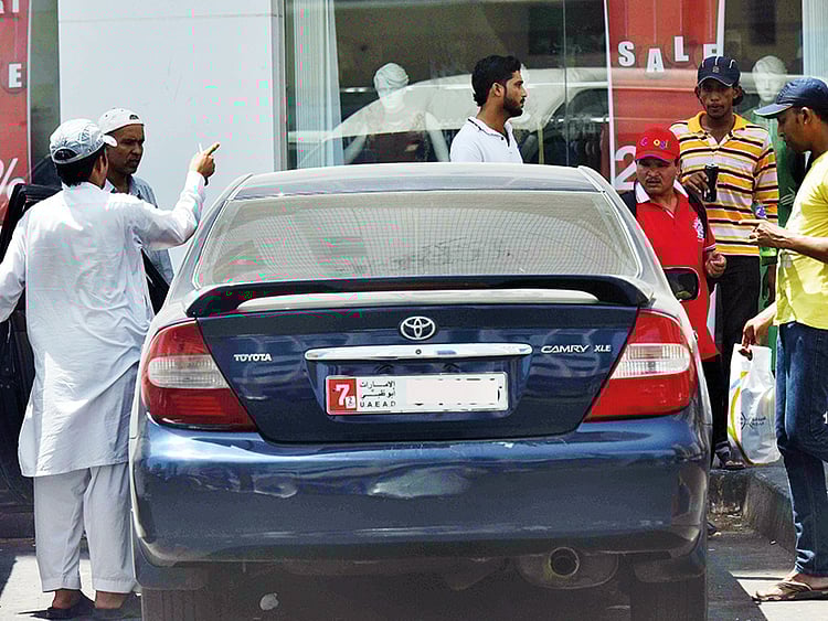 1.2026482-2383412674