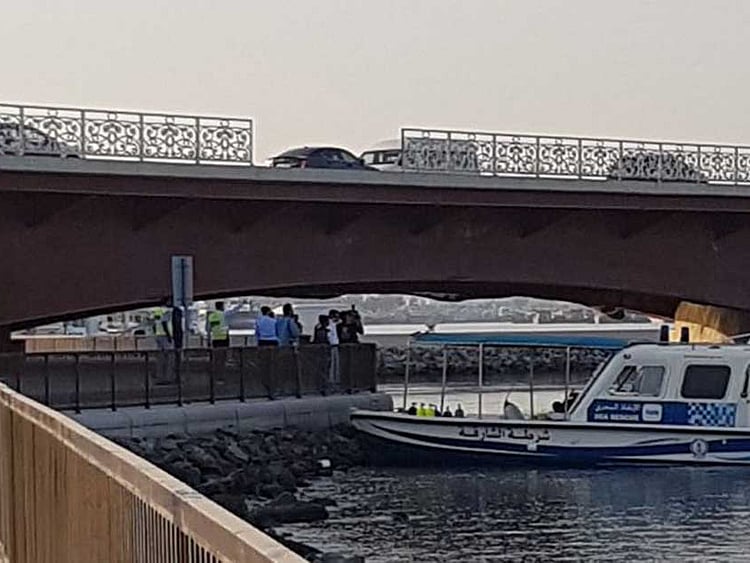 1.2028276-2664234400