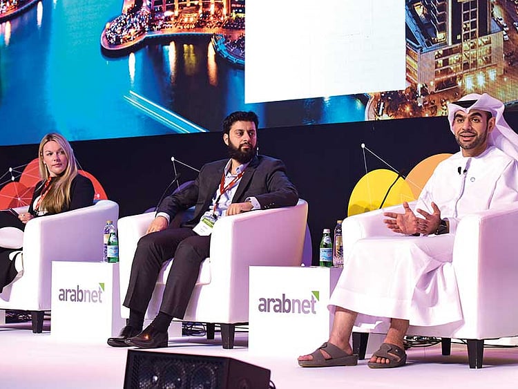 1.2028324-3280552857