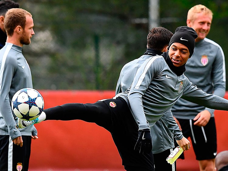 1.2021075-3799466981