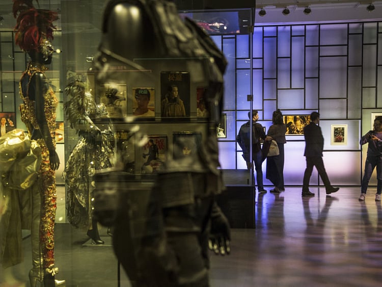 1.2032232-2576147009