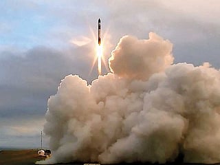 New Zealand test rocket makes it to space but not to orbit