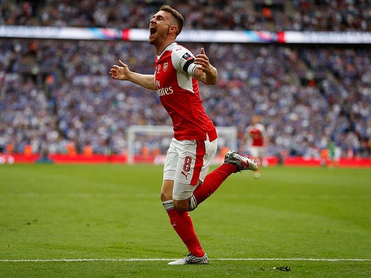 1.2034236-2583679049