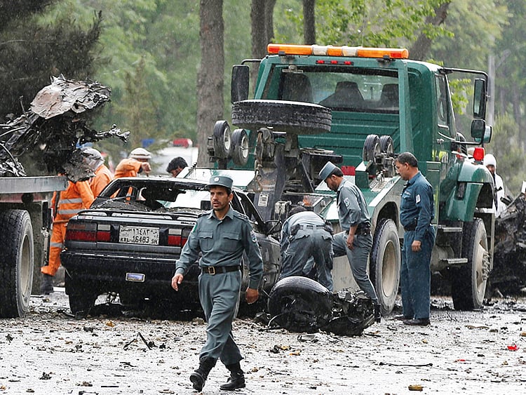 1.2021327-2645470642