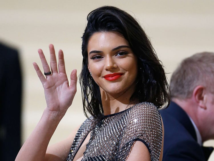 1.2021182-2271630824