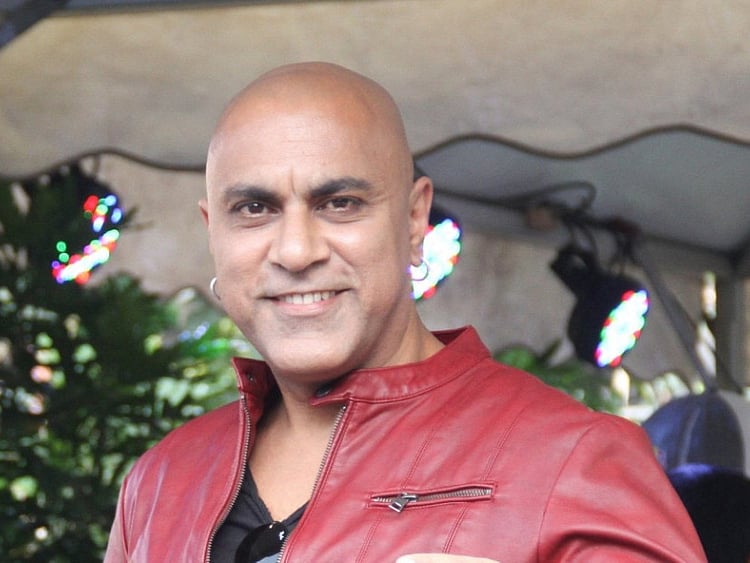 1.2035425-2422082161