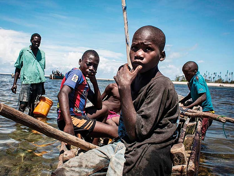 1.2023227-2944469056