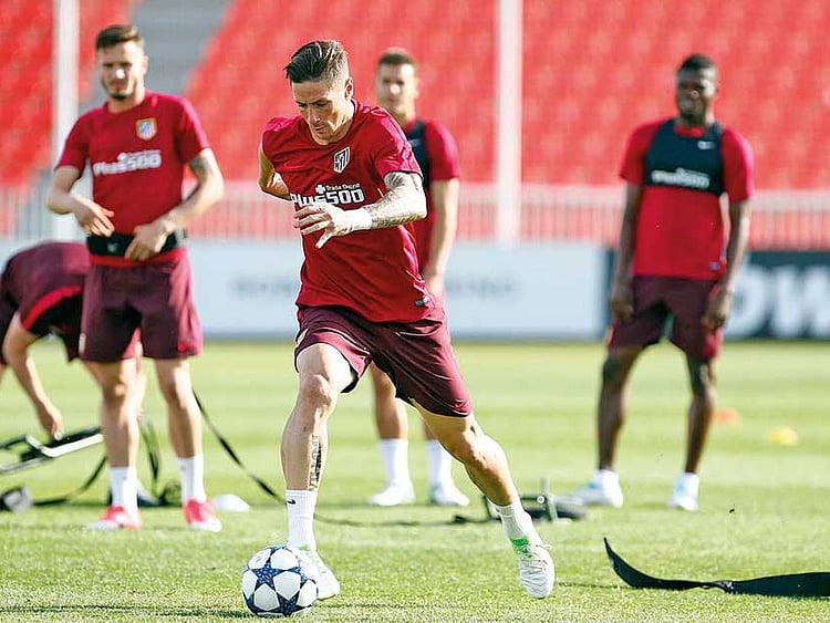 1.2024453-2241353282