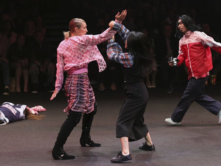 1.2041665-2513169472