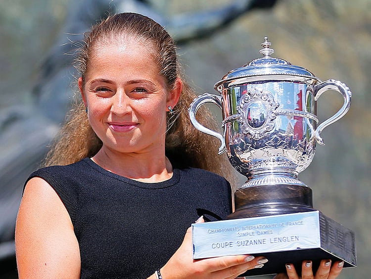 1.2041838-4237775553