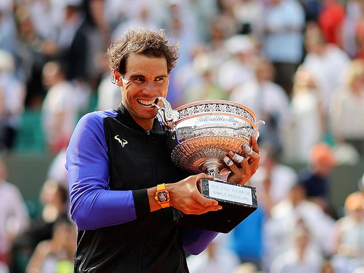 1.2042112-3833603057