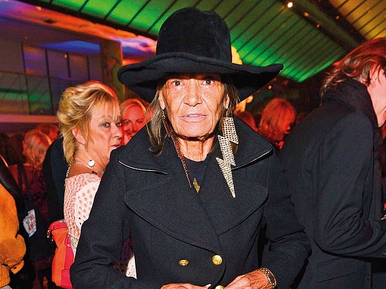 1.2044046-2666946203