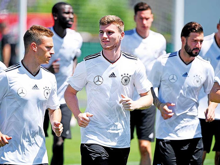 1.2045510-2164300115