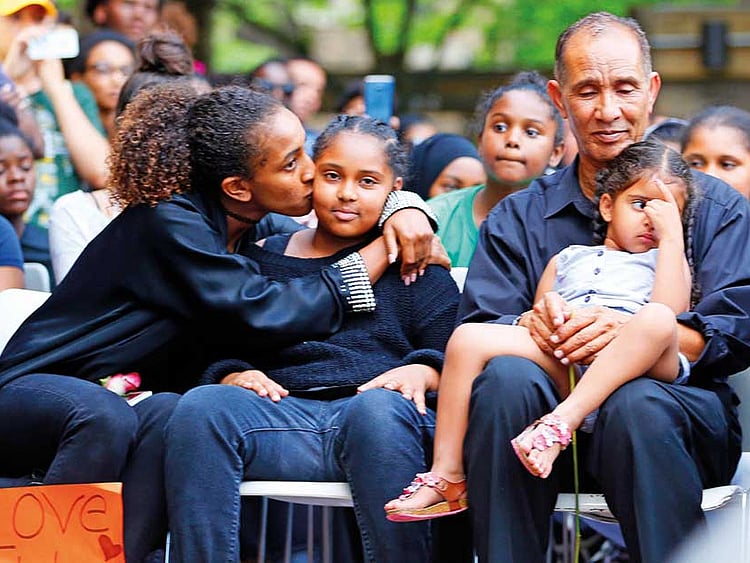 1.2047782-1853405218