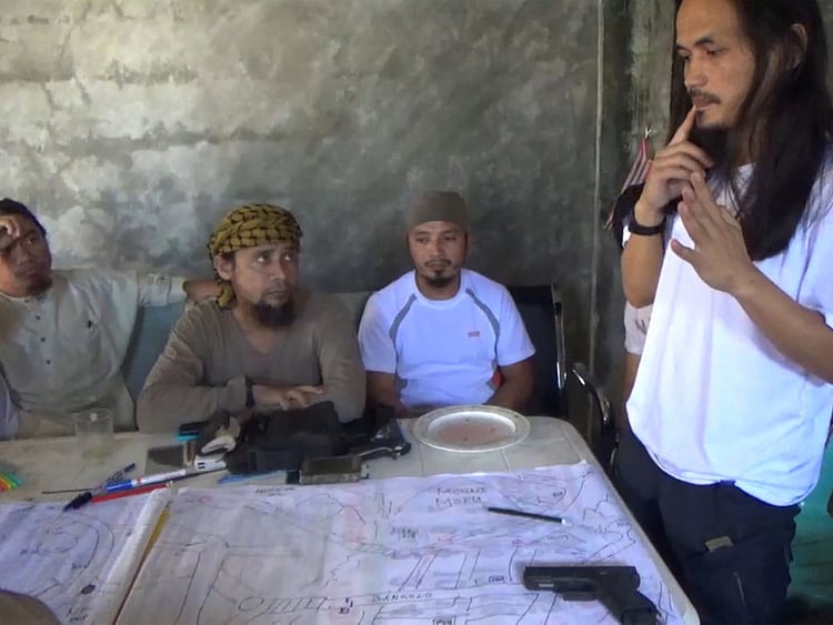 1.2048525-3561271446