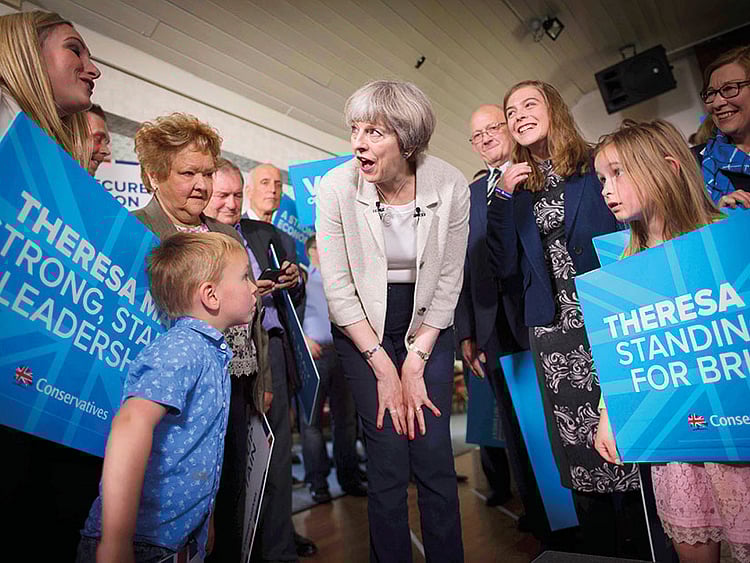 1.2037826-2202795168