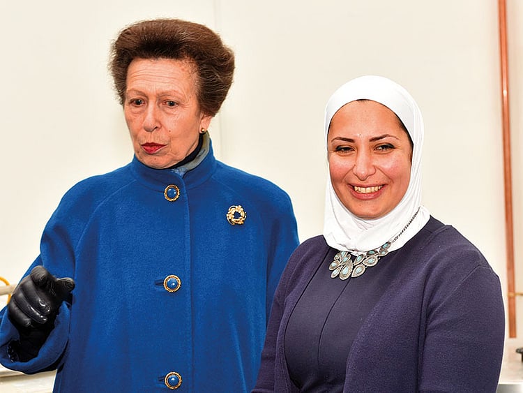 1.2051422-2405376953