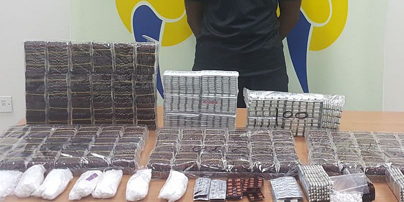 1.2051660-3506893405