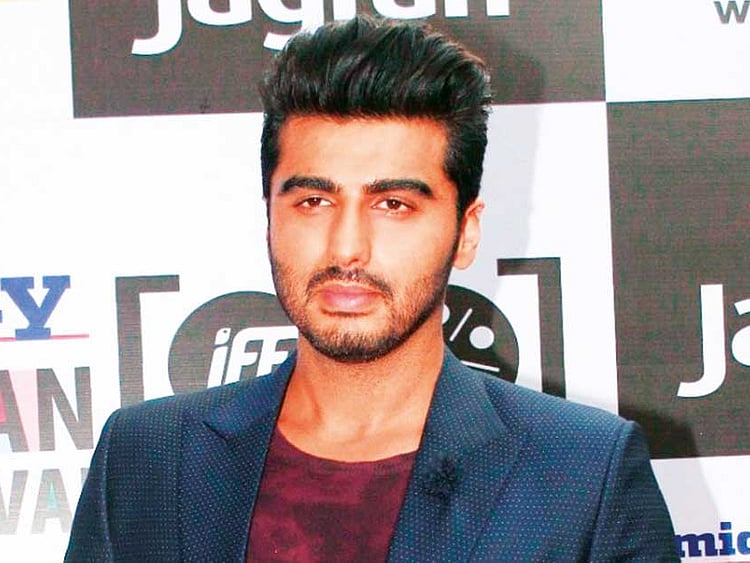 1.2056680-3893054119