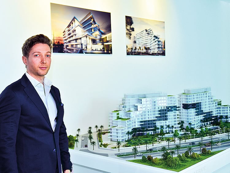 1.2057298-4094984591