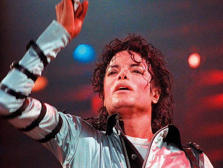 1.2057986-2373177074