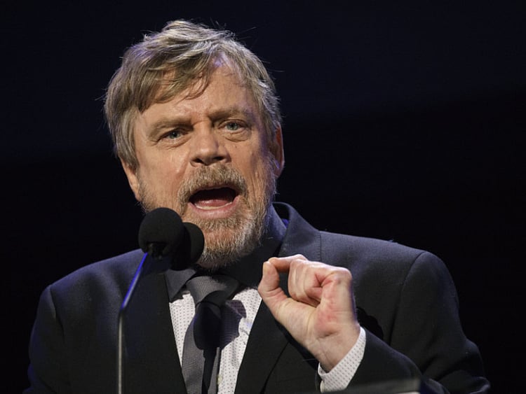 1.2059043-2218567194