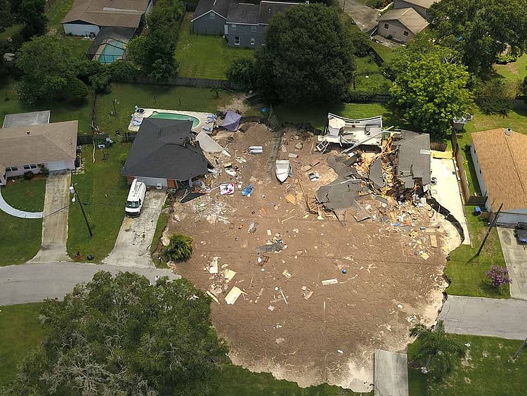 1.2059324-4172633237