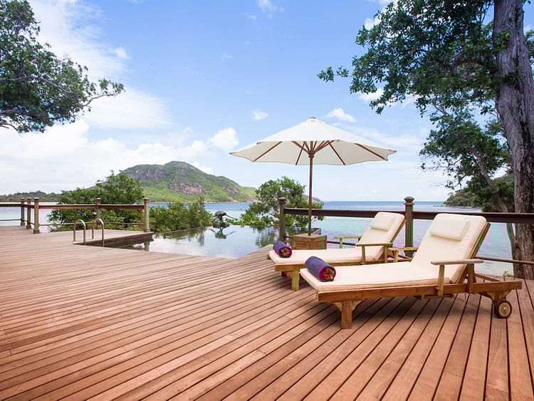 1.2060057-4286483935