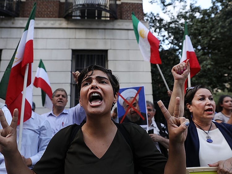 1.2061033-1005976646