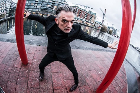 1.2051944-1598931013