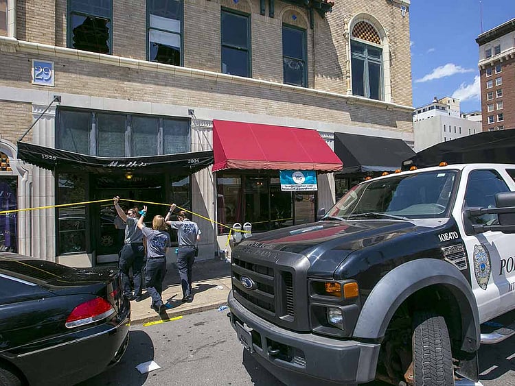 1.2051865-1453841181