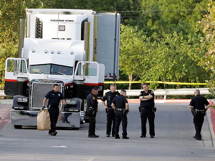 1.2063117-1898959339