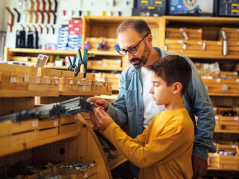 Children shrink under parental expectations