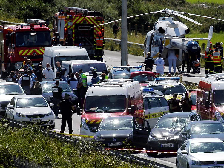 1.2072302-2420119608