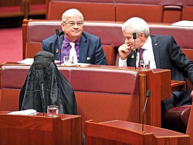 1.2075731-2528344085