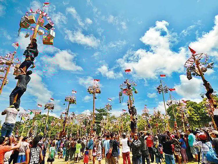 1.2075792-3085262672