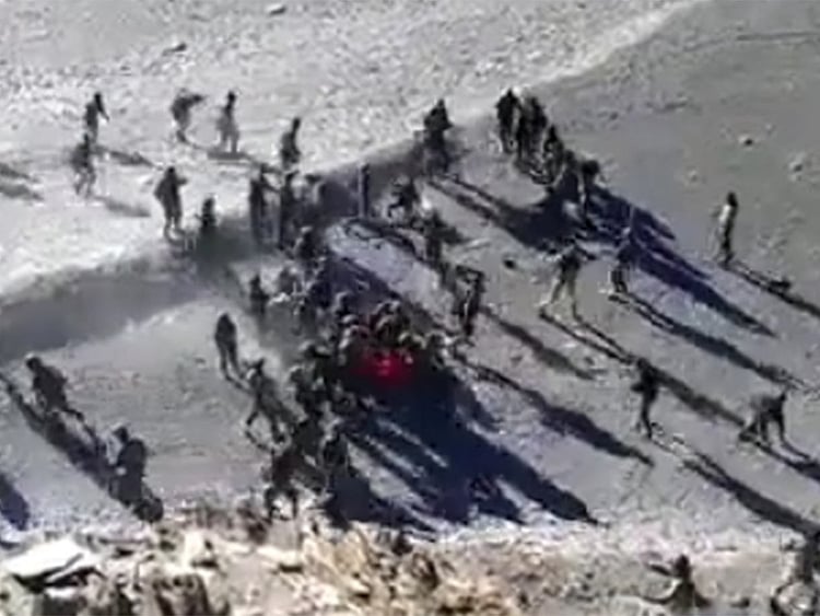 1.2076834-2184133798