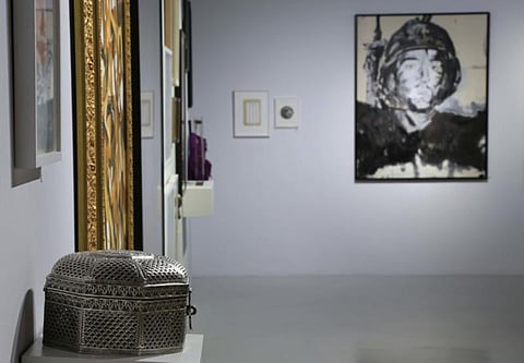 Tracing the collaborative ties in the art world