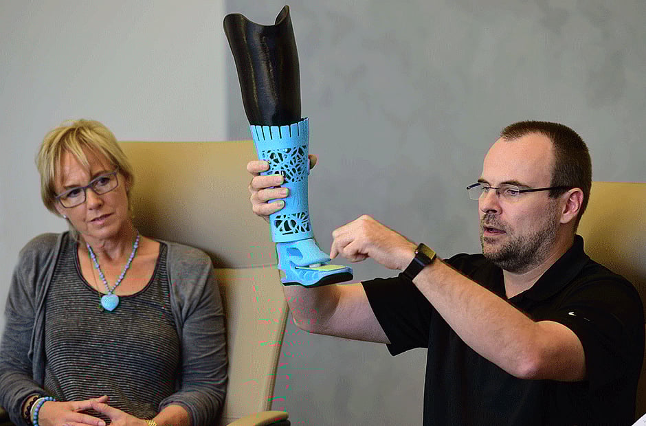 1.2078075-3288102486