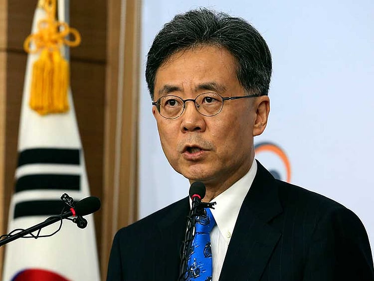 1.2078485-1597657203